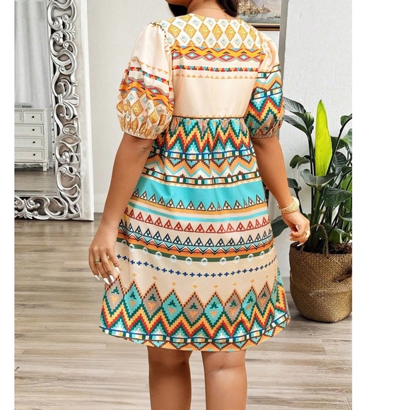 Plus V neck Tribal Geo Print Puff Sleeve Mini Dress - Picture 4 of 4